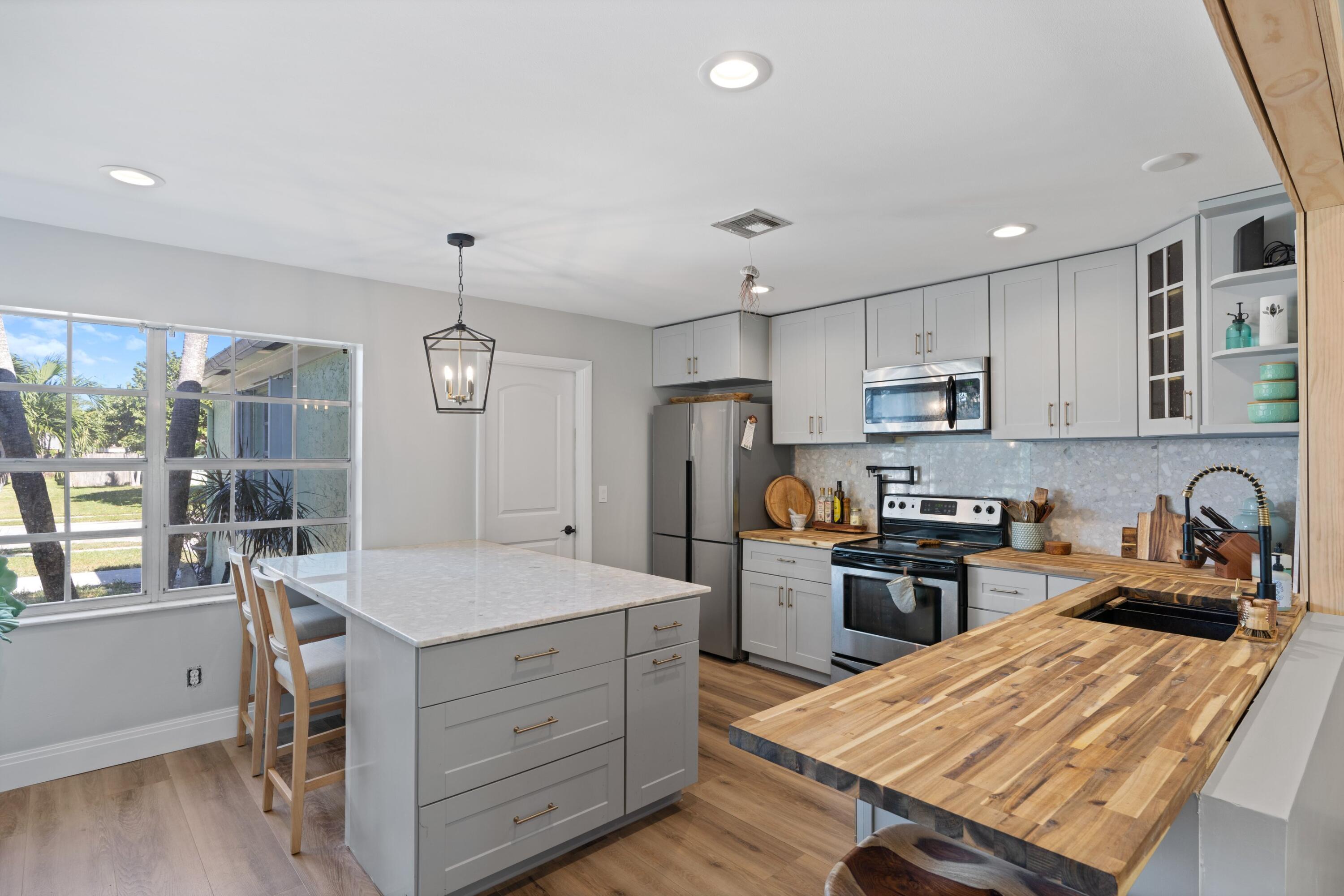 177 Arrowhead Circle