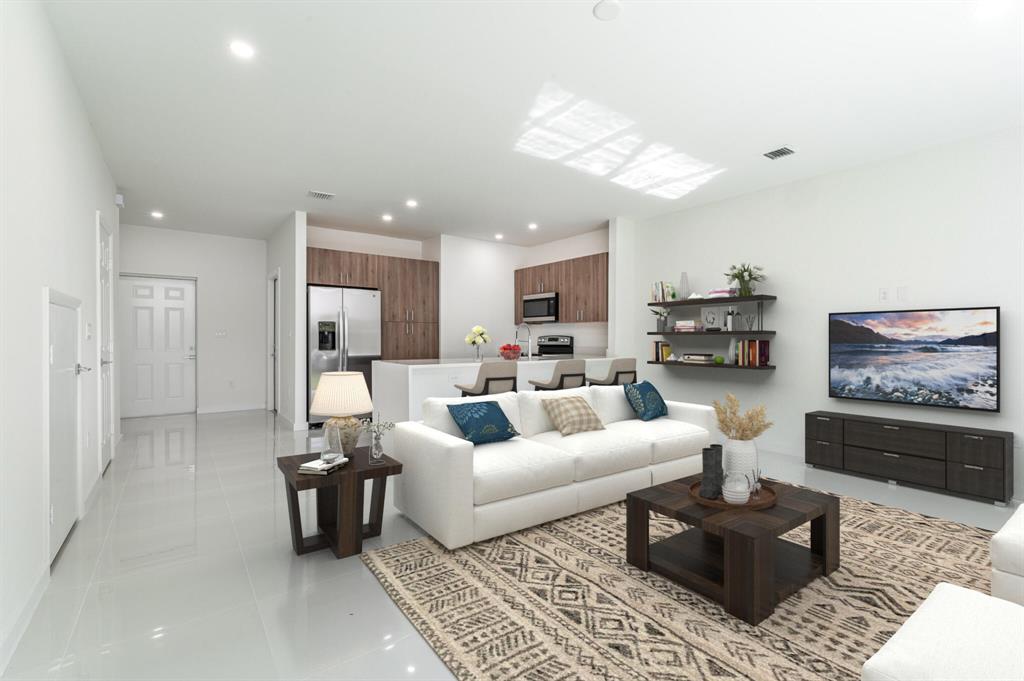 1285 Crystal Way Unit: 103