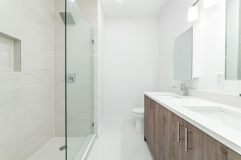 1285 Crystal Way Unit: 103