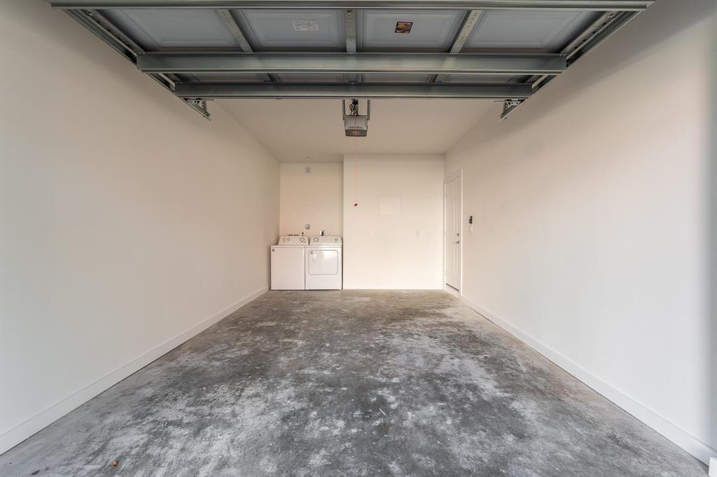 1285 Crystal Way Unit: 103