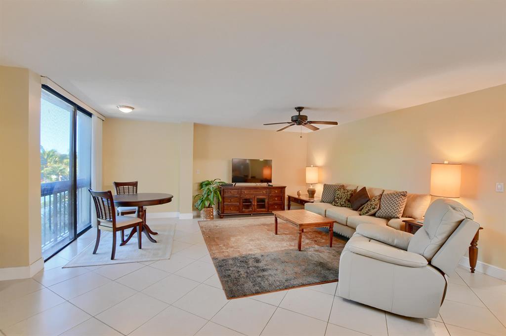 825 Egret Circle 305