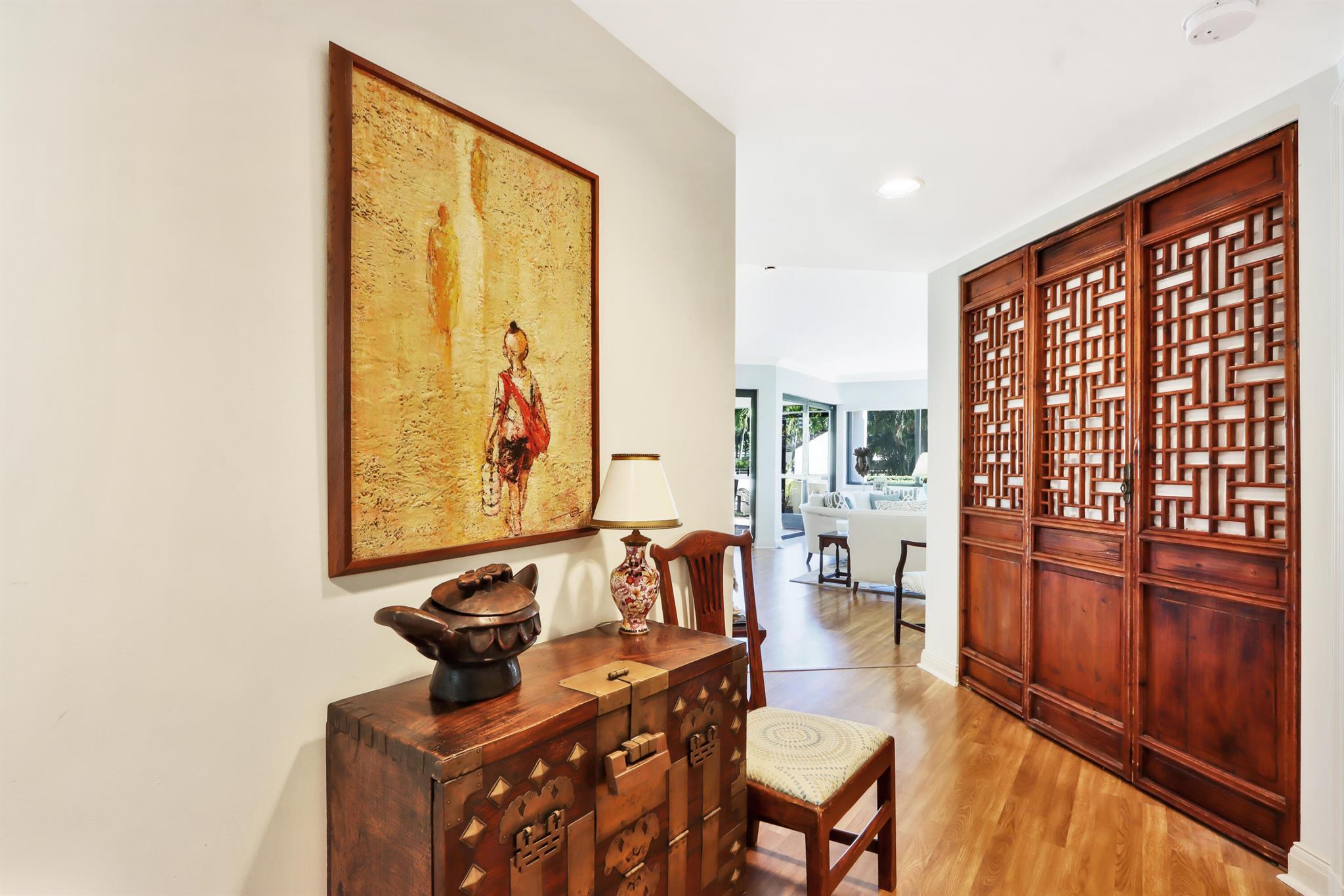 1132 Marine Way W E1l