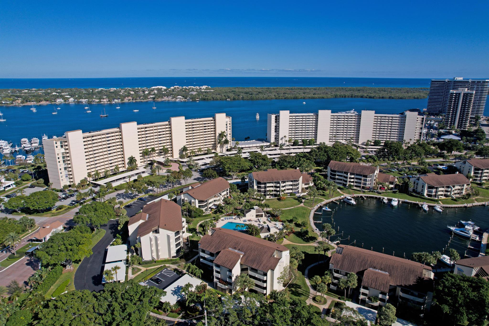 1132 Marine Way W E1l