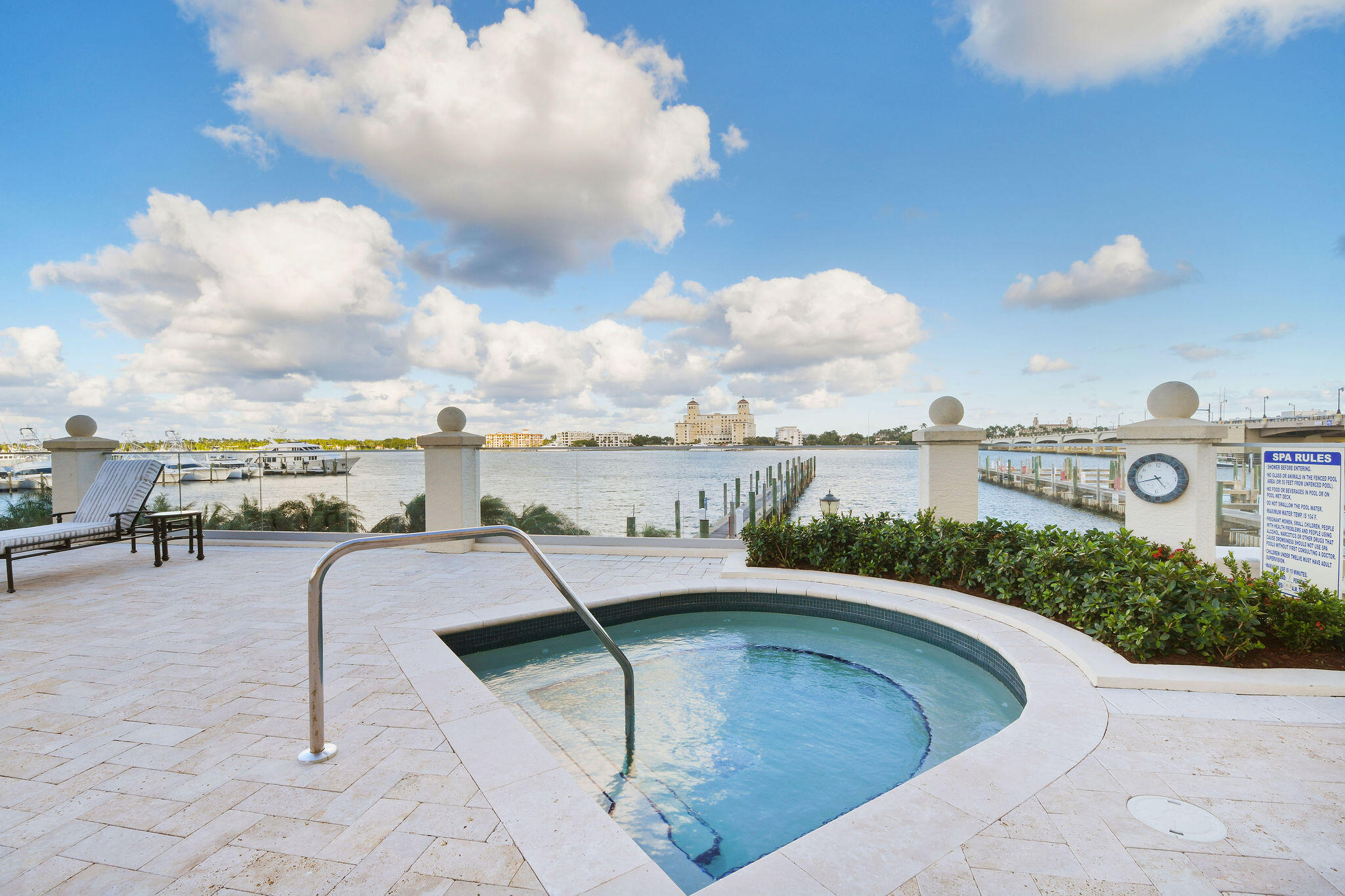 622 N Flagler Drive 904