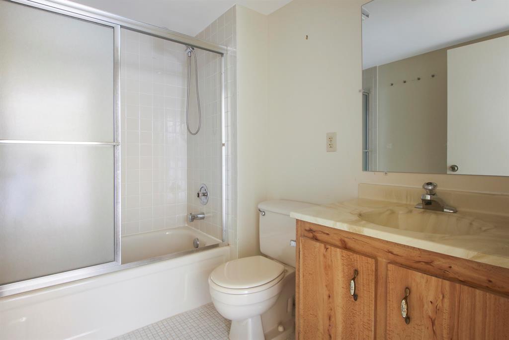 14575 Bonaire Boulevard Unit: 405