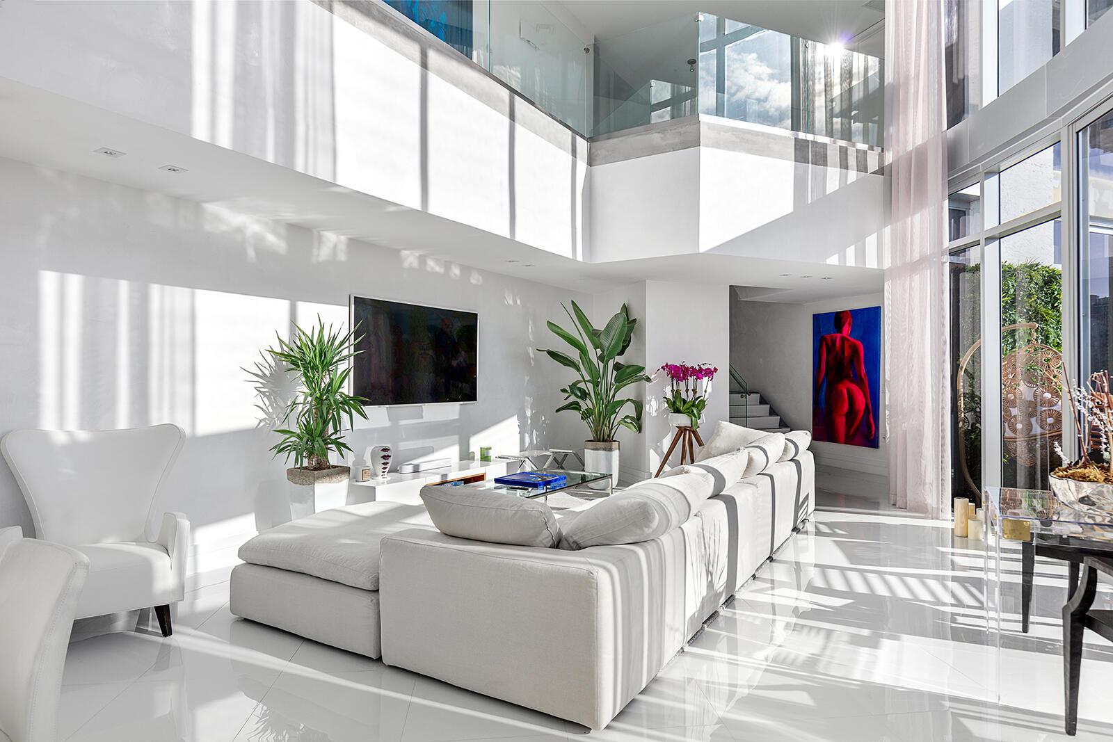 3301 NE 1st Avenue Ph4