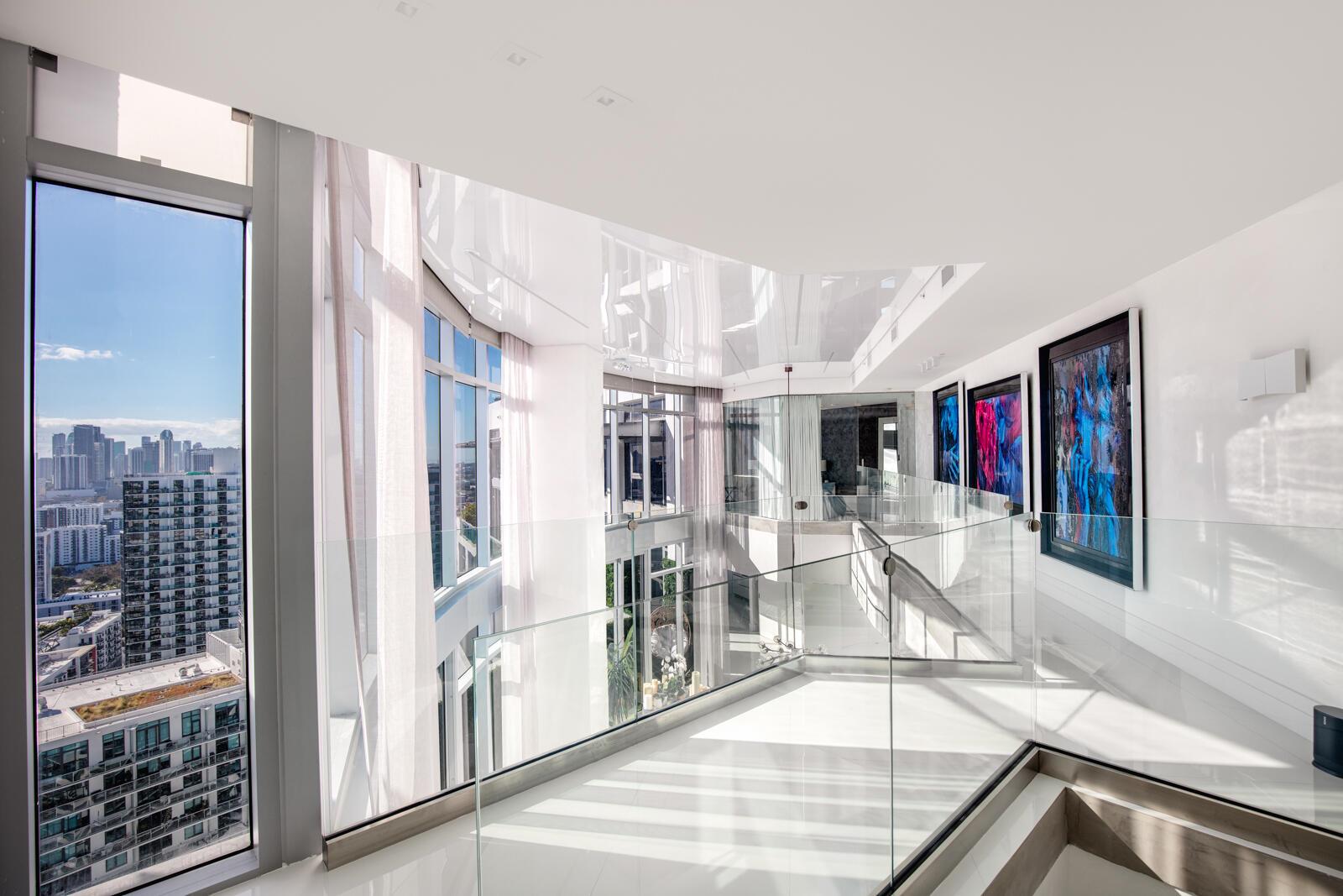 3301 NE 1st Avenue Ph4