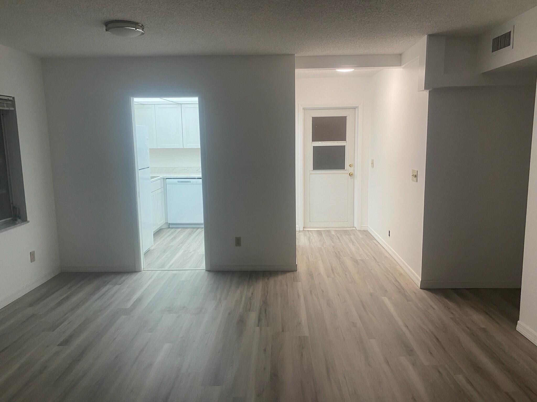 231 E Road 501