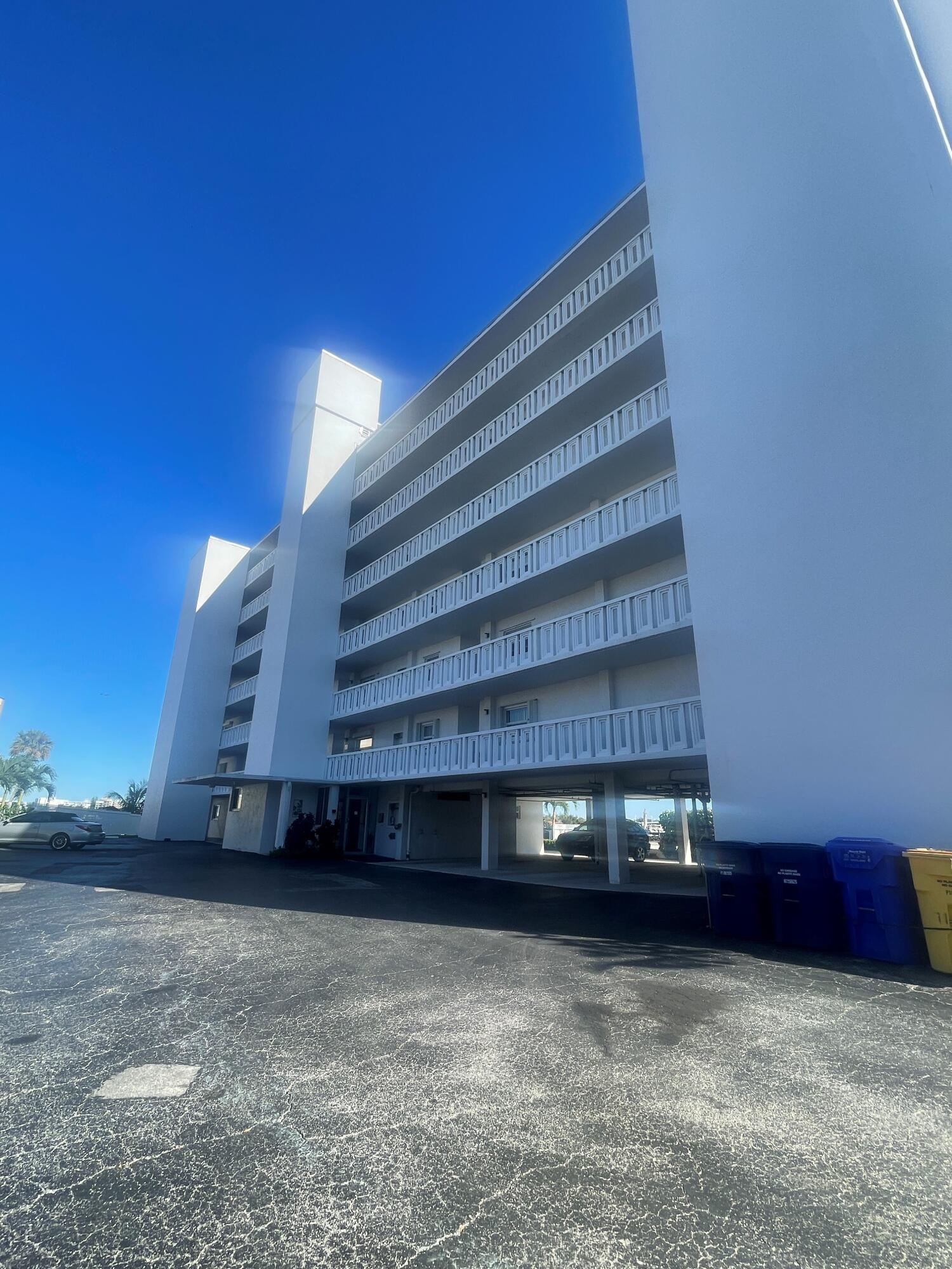 231 E Road 501