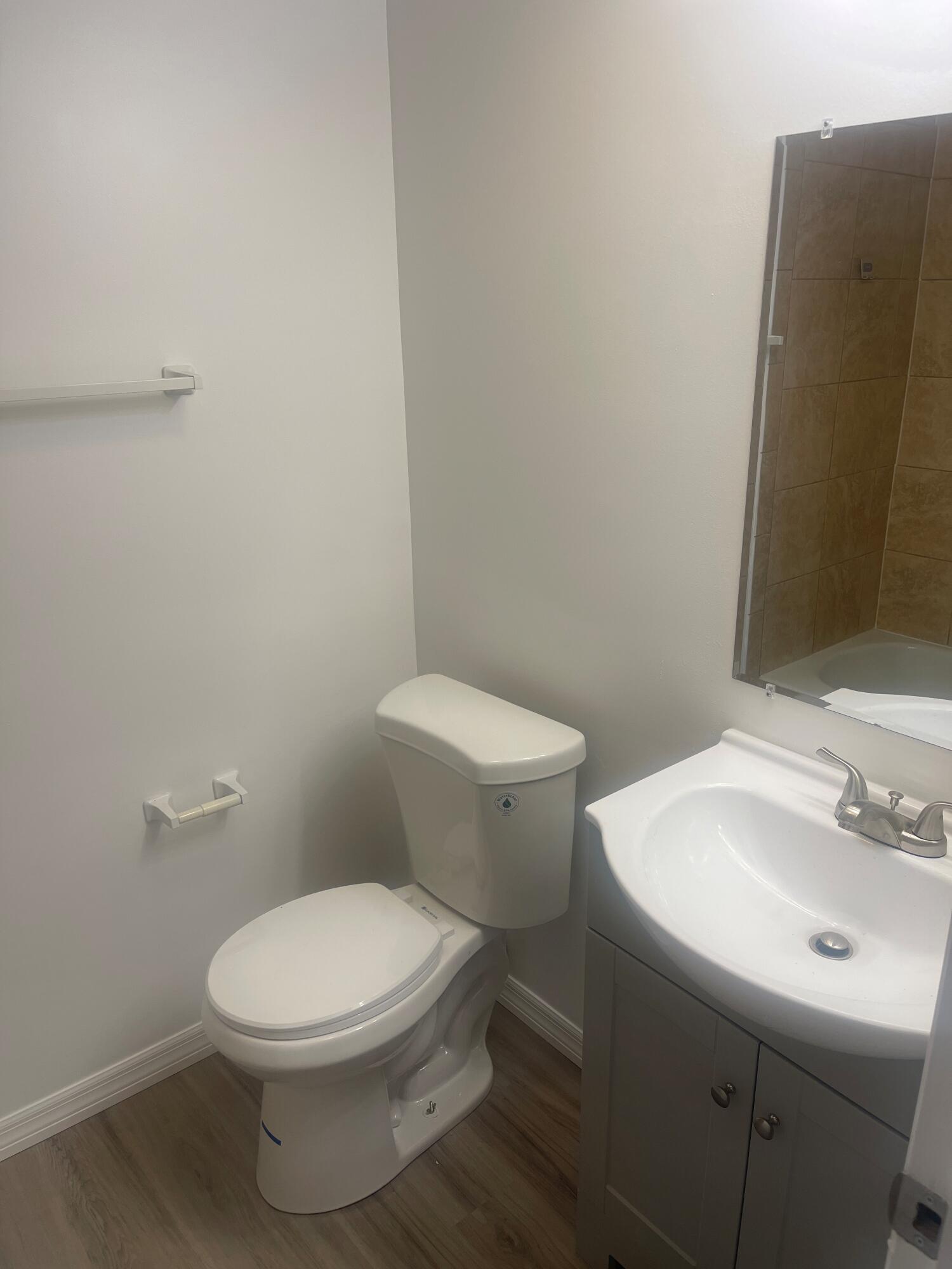 231 E Road 501