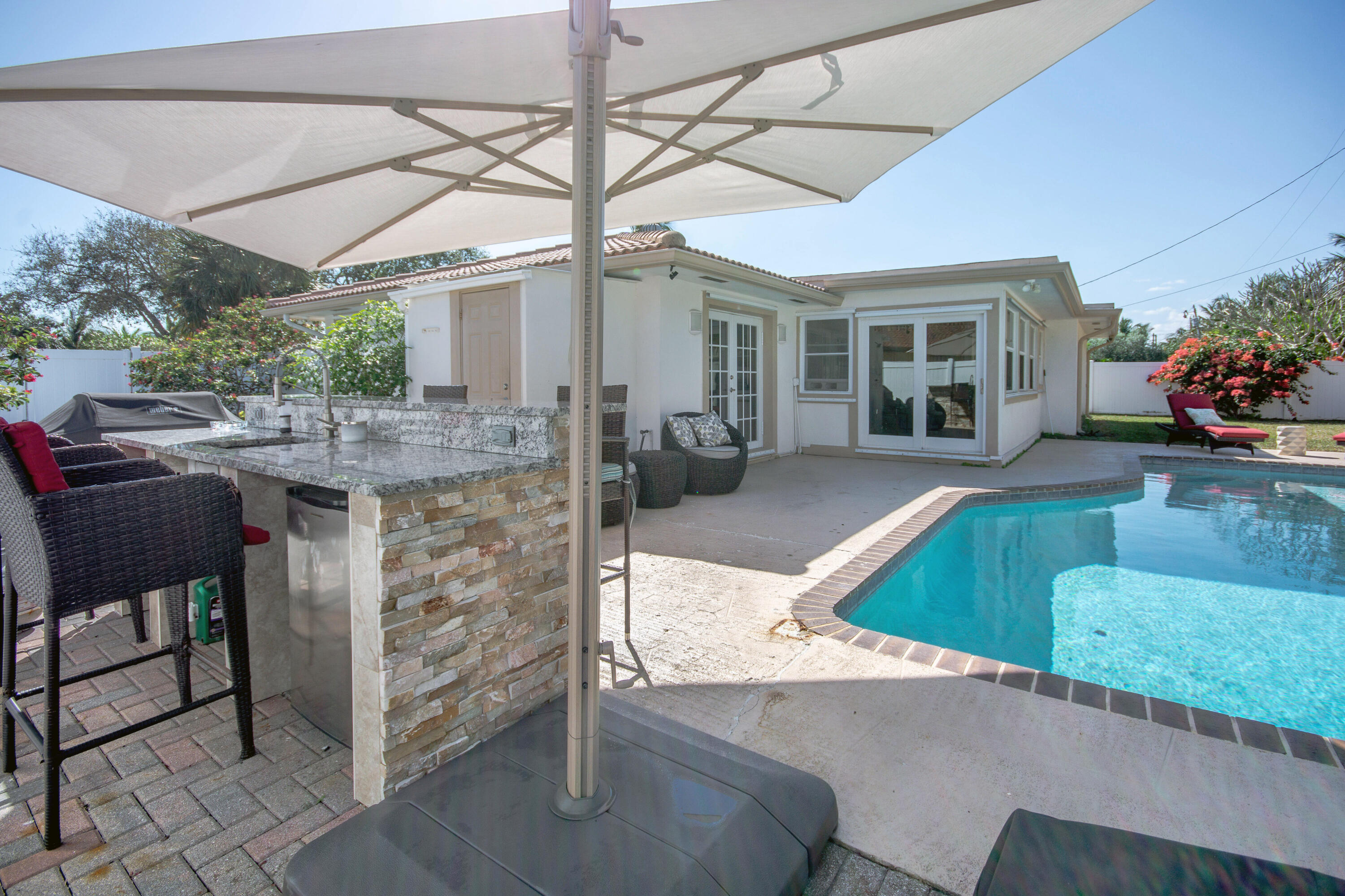 1887 Crafton Road