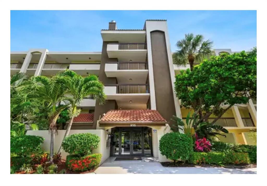 955 Egret Circle 211