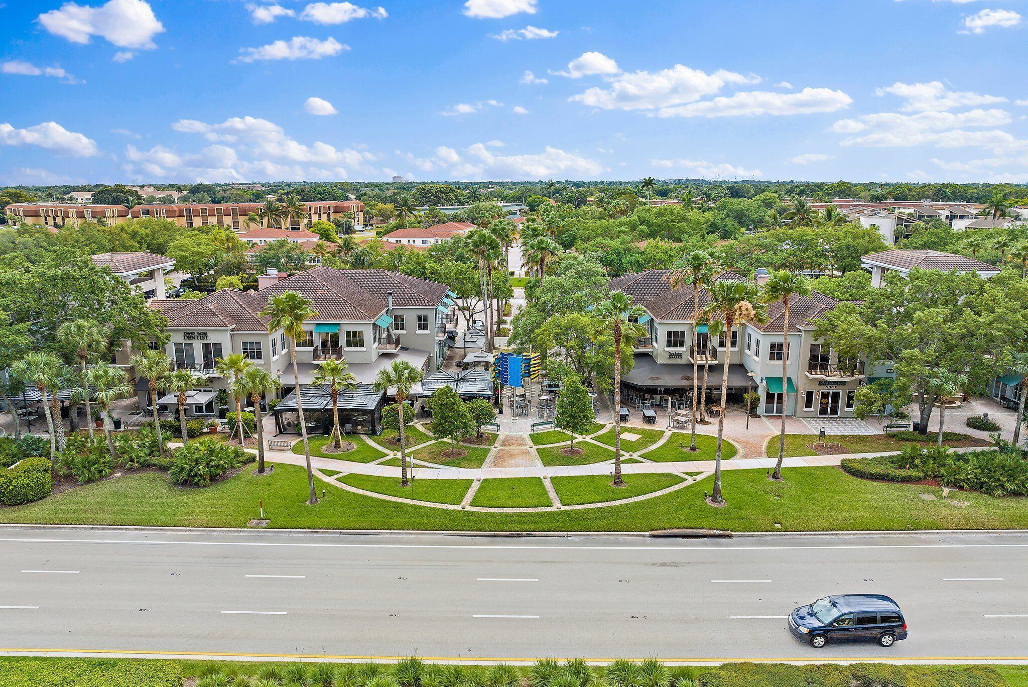 5390 Woodland Lakes Drive 304