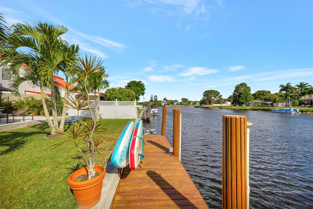 796 Avocet Road