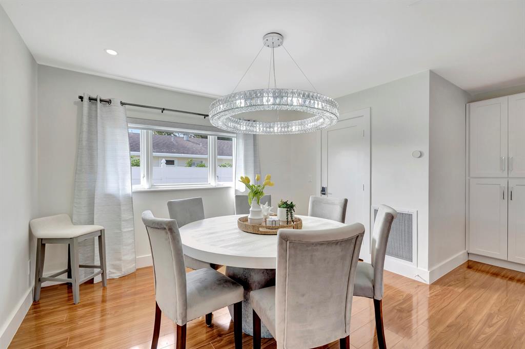 796 Avocet Road