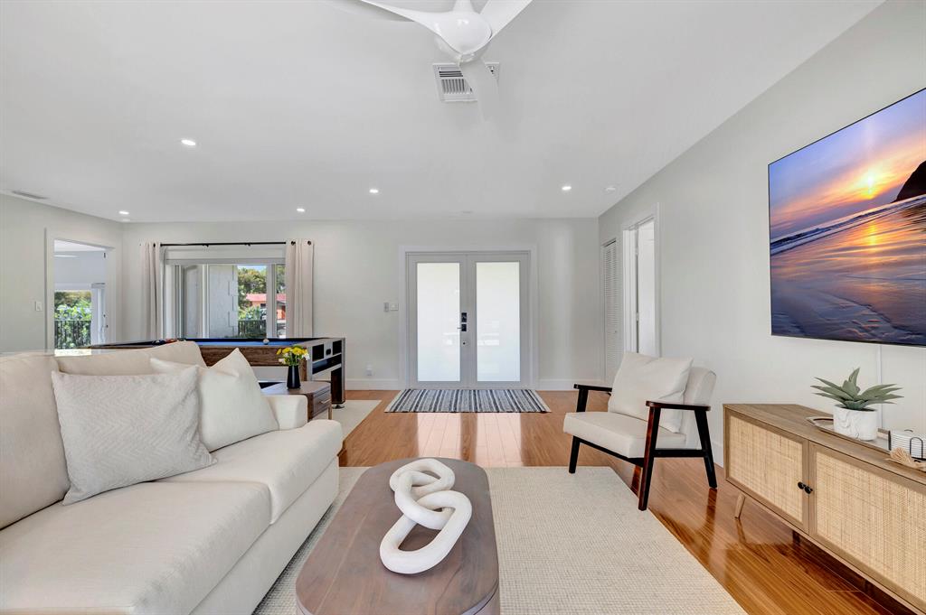796 Avocet Road