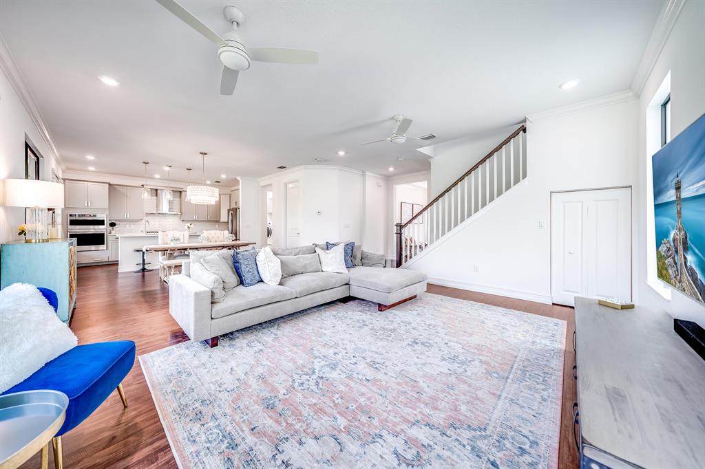 8307 Grand Prix Lane
