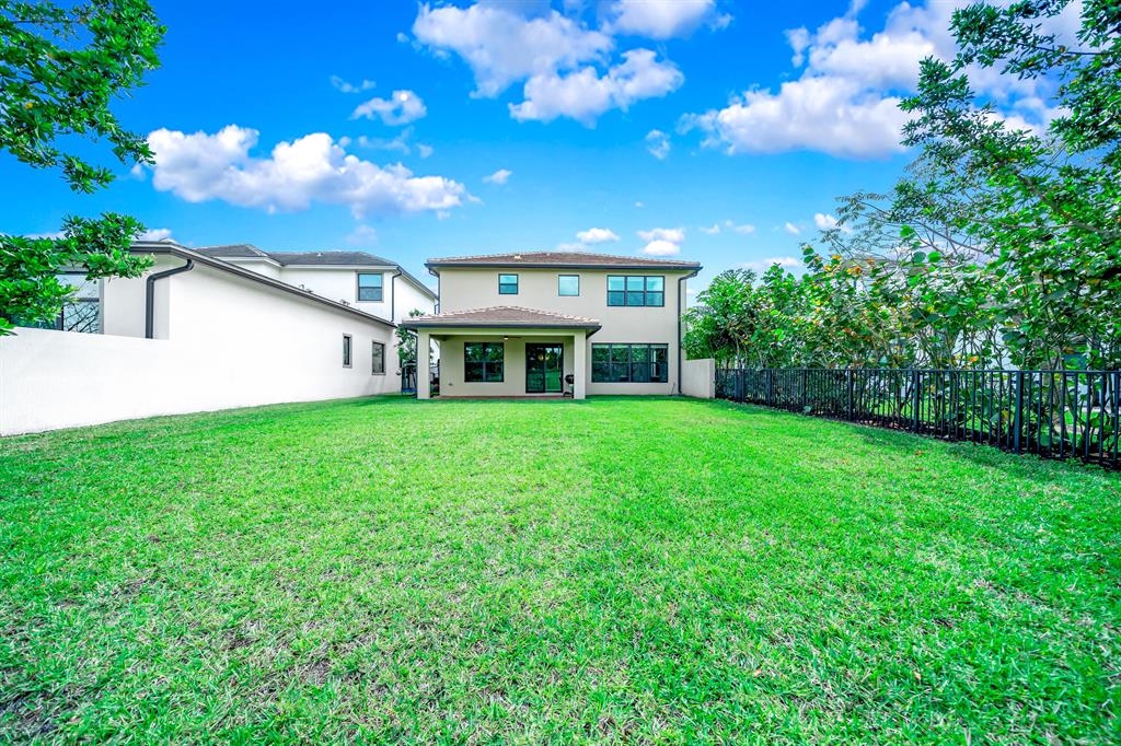 8307 Grand Prix Lane