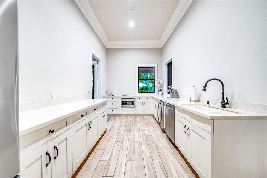 8307 Grand Prix Lane