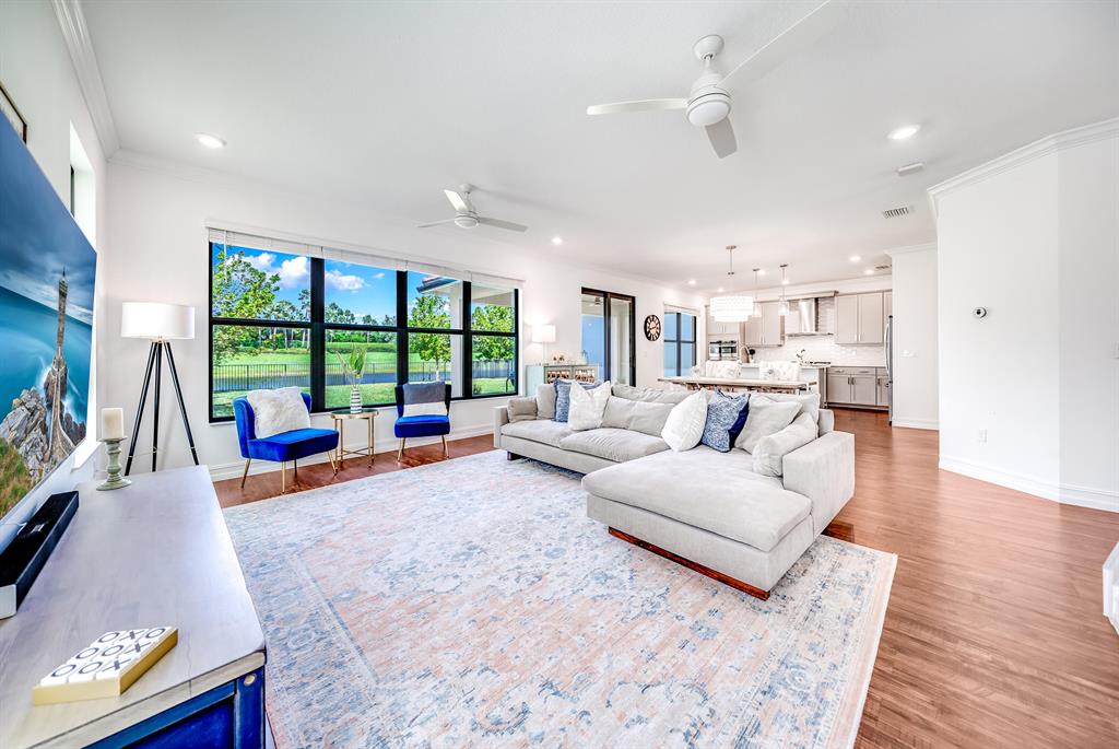 8307 Grand Prix Lane