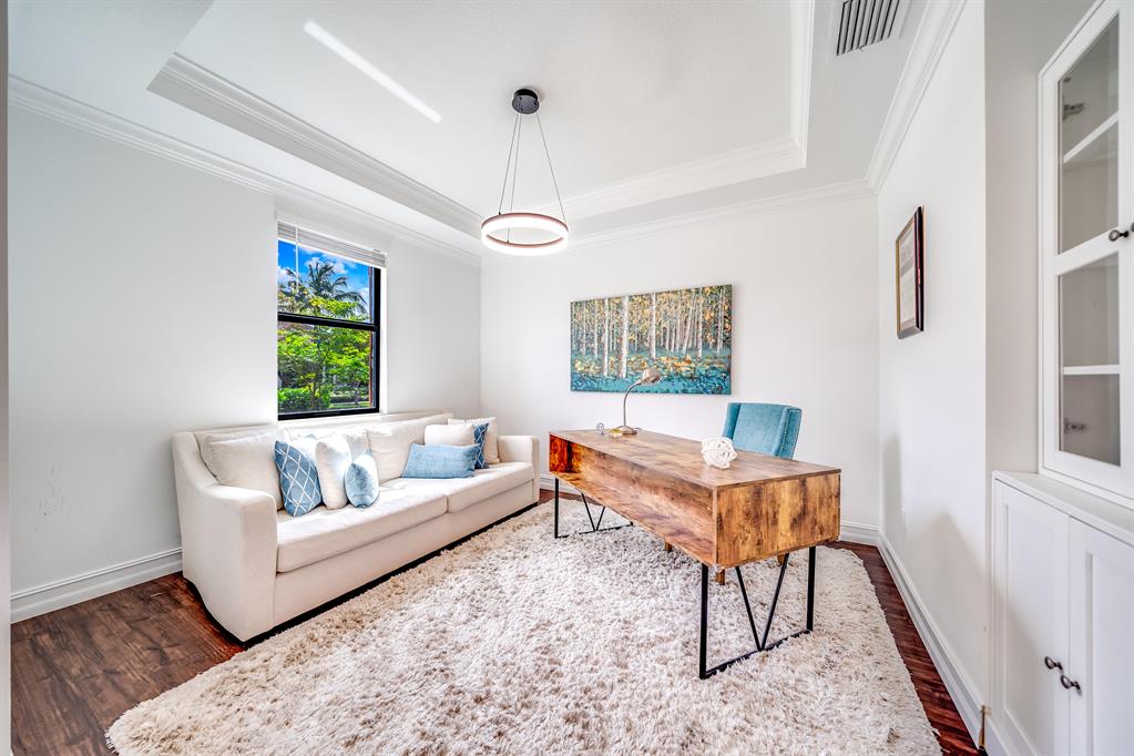 8307 Grand Prix Lane
