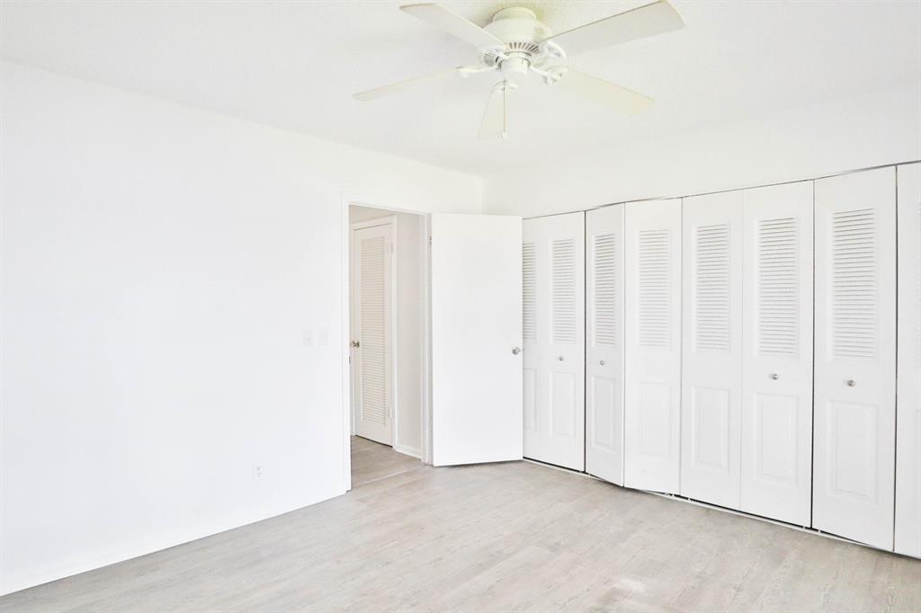 215 Camden I
