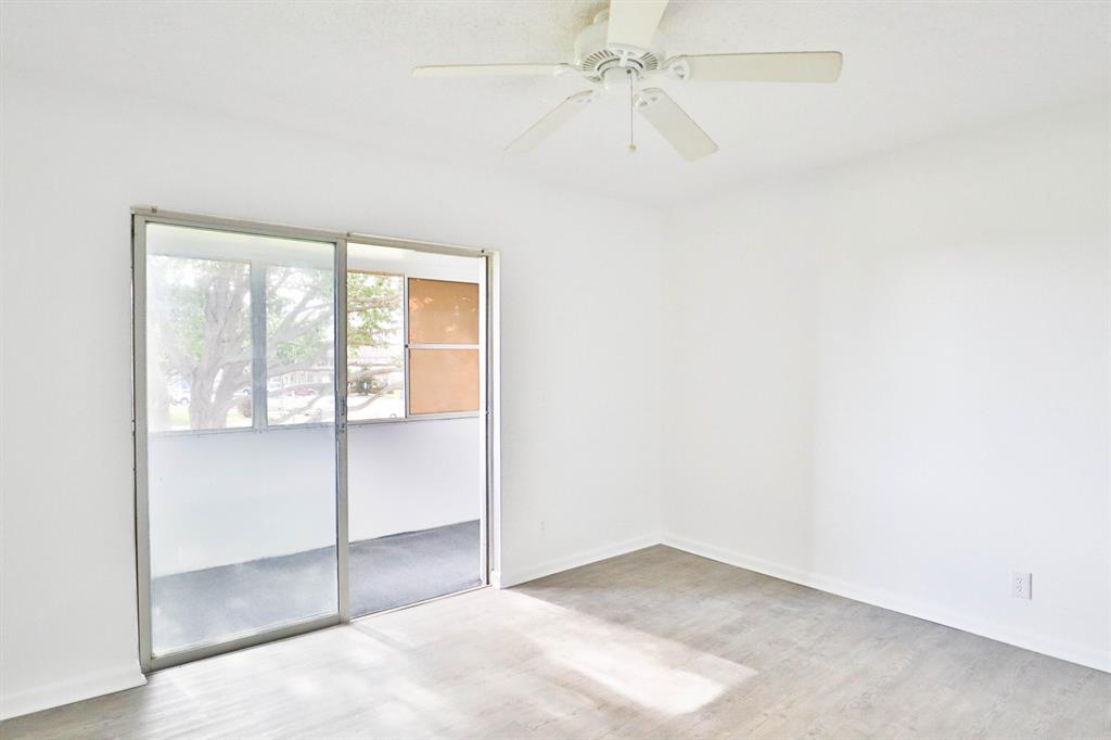 215 Camden I
