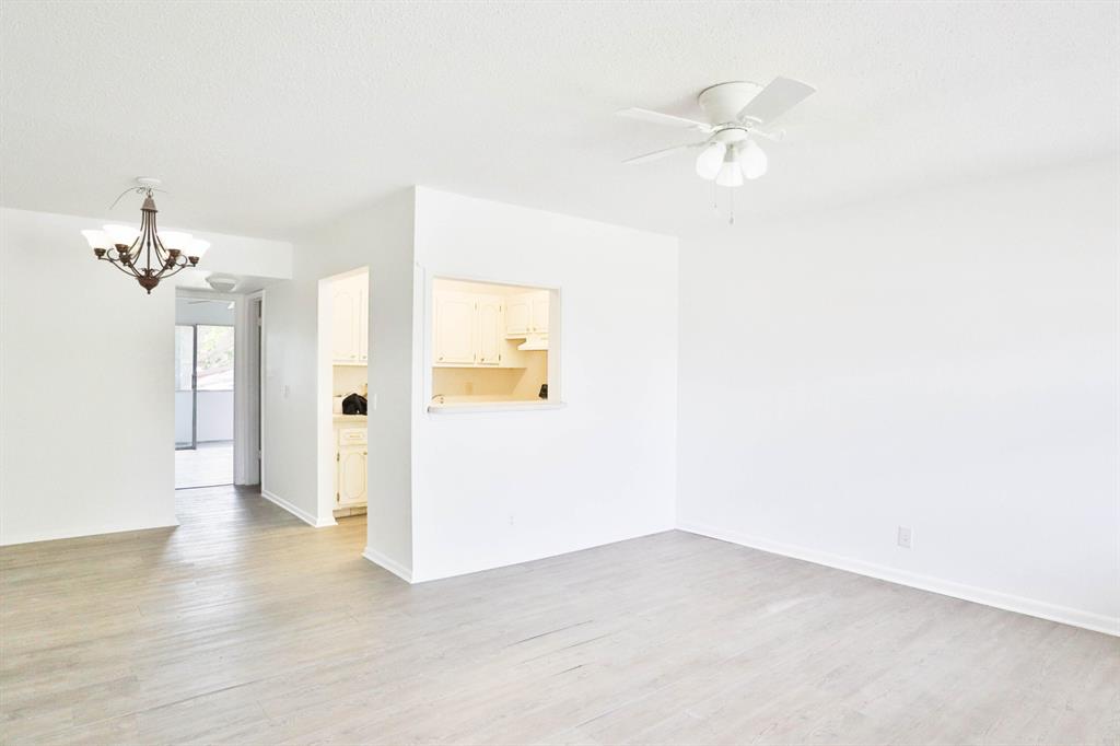 215 Camden I