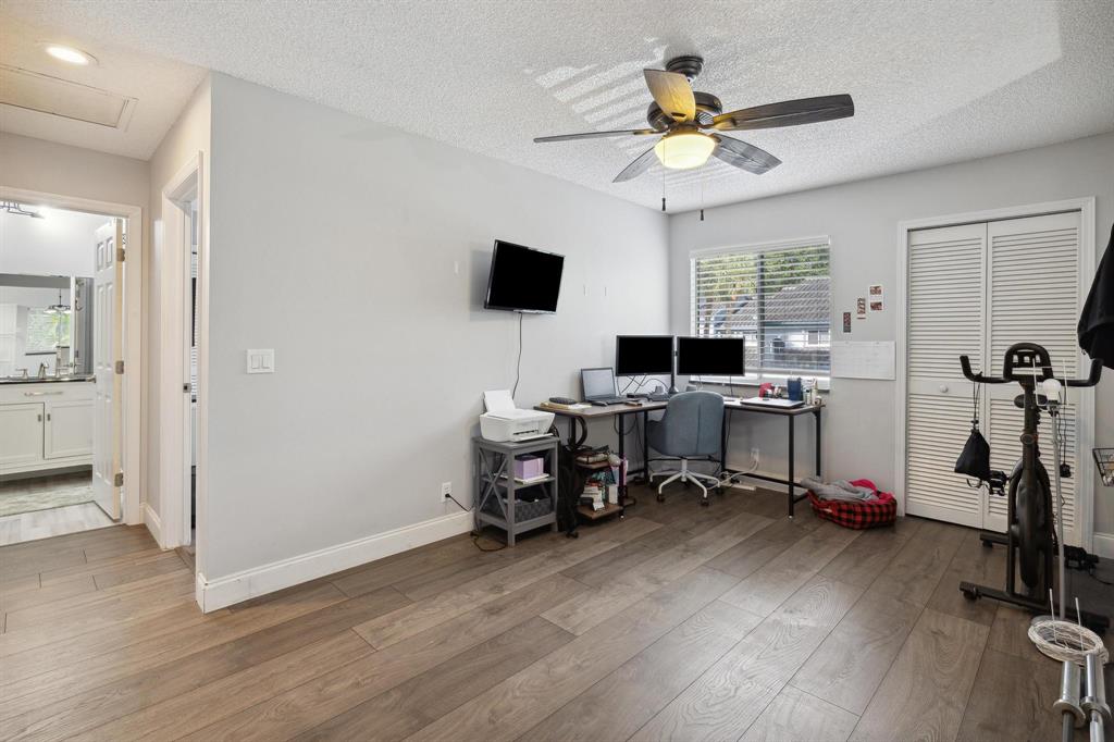 9754 Nickels Boulevard 205