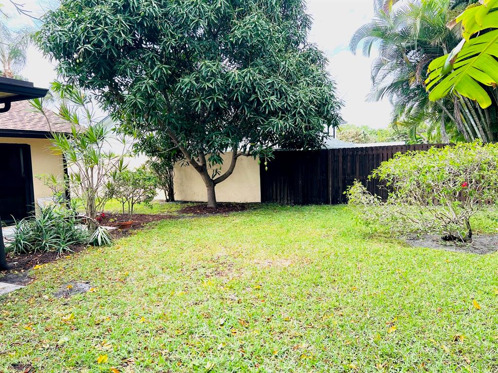 235 SW 29th Avenue