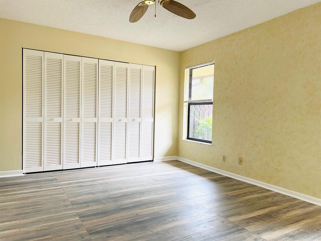 235 SW 29th Avenue