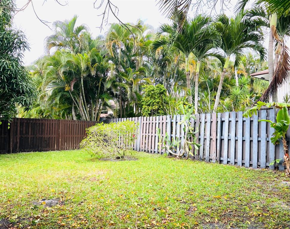 235 SW 29th Avenue