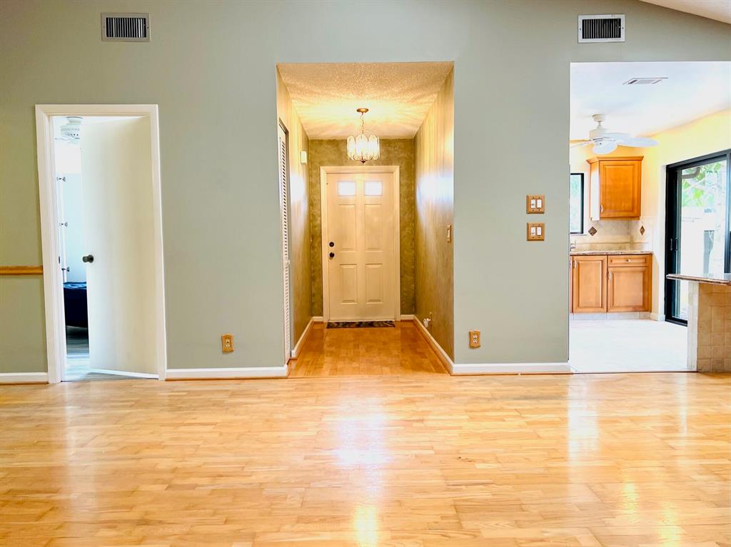 235 SW 29th Avenue