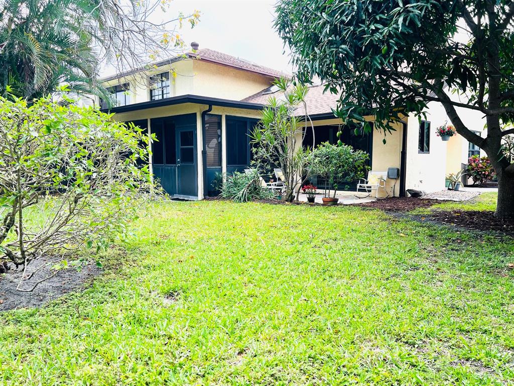 235 SW 29th Avenue