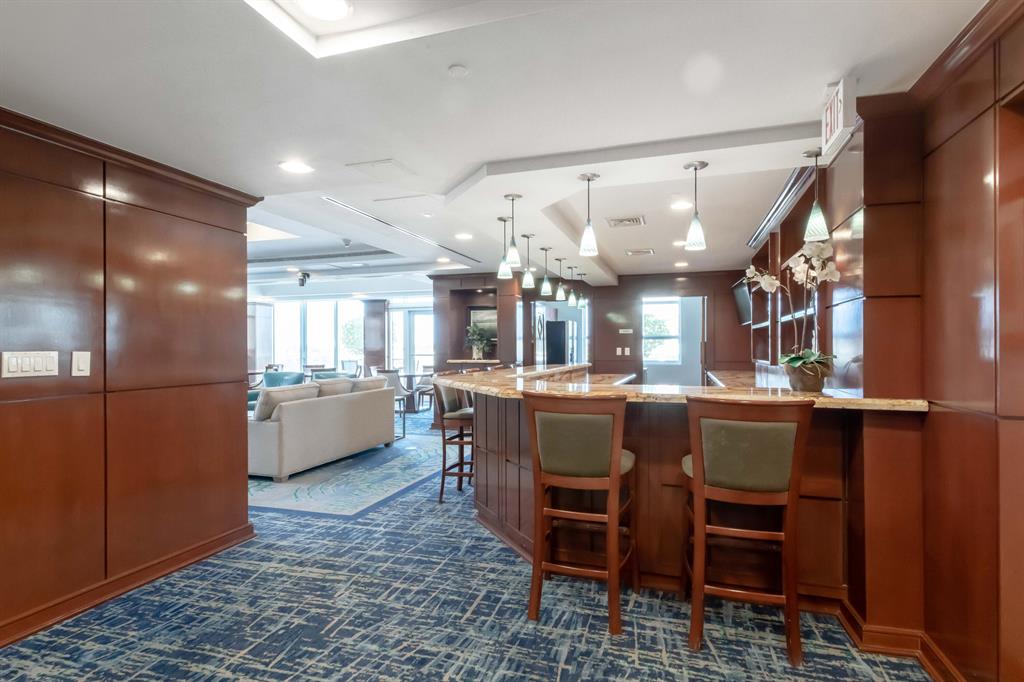 1819 SE 17th Street Unit: 604