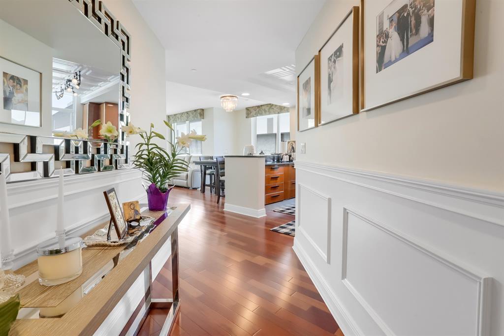 1819 SE 17th Street Unit: 604
