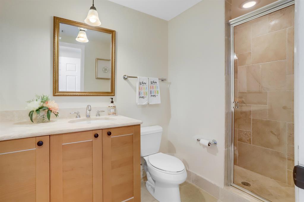 1819 SE 17th Street Unit: 604