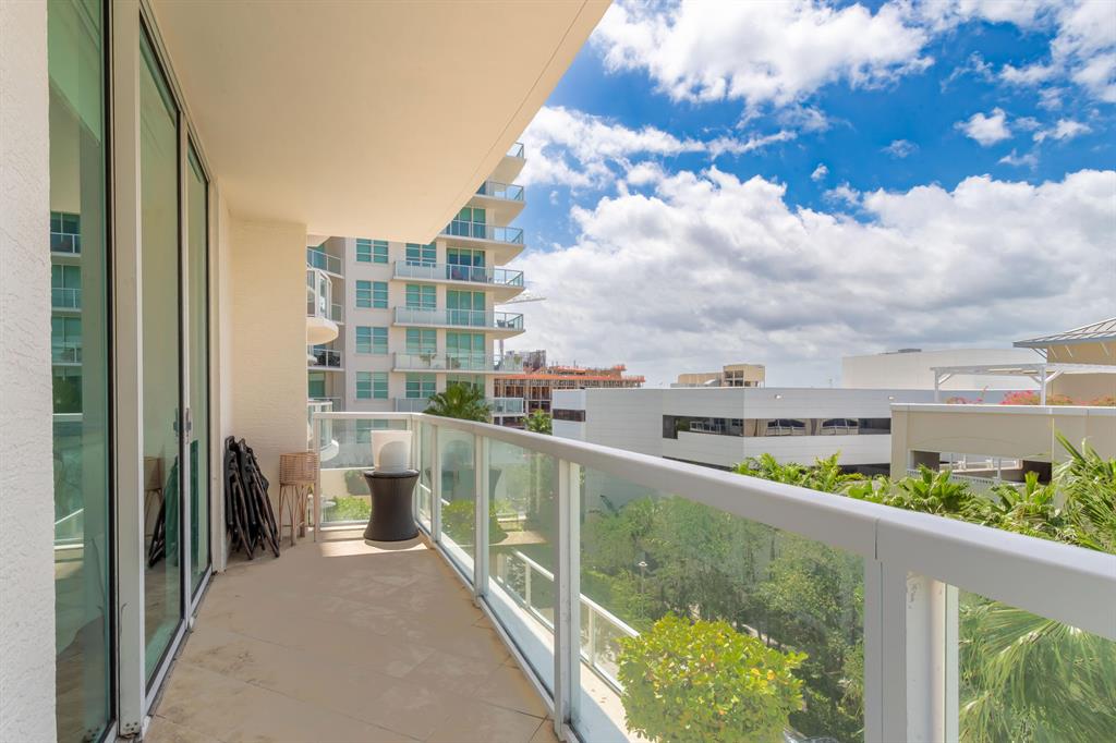 1819 SE 17th Street Unit: 604