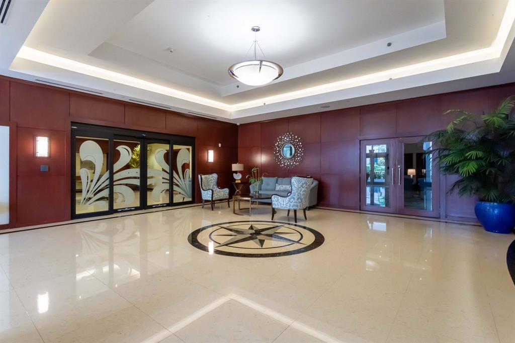 1819 SE 17th Street Unit: 604