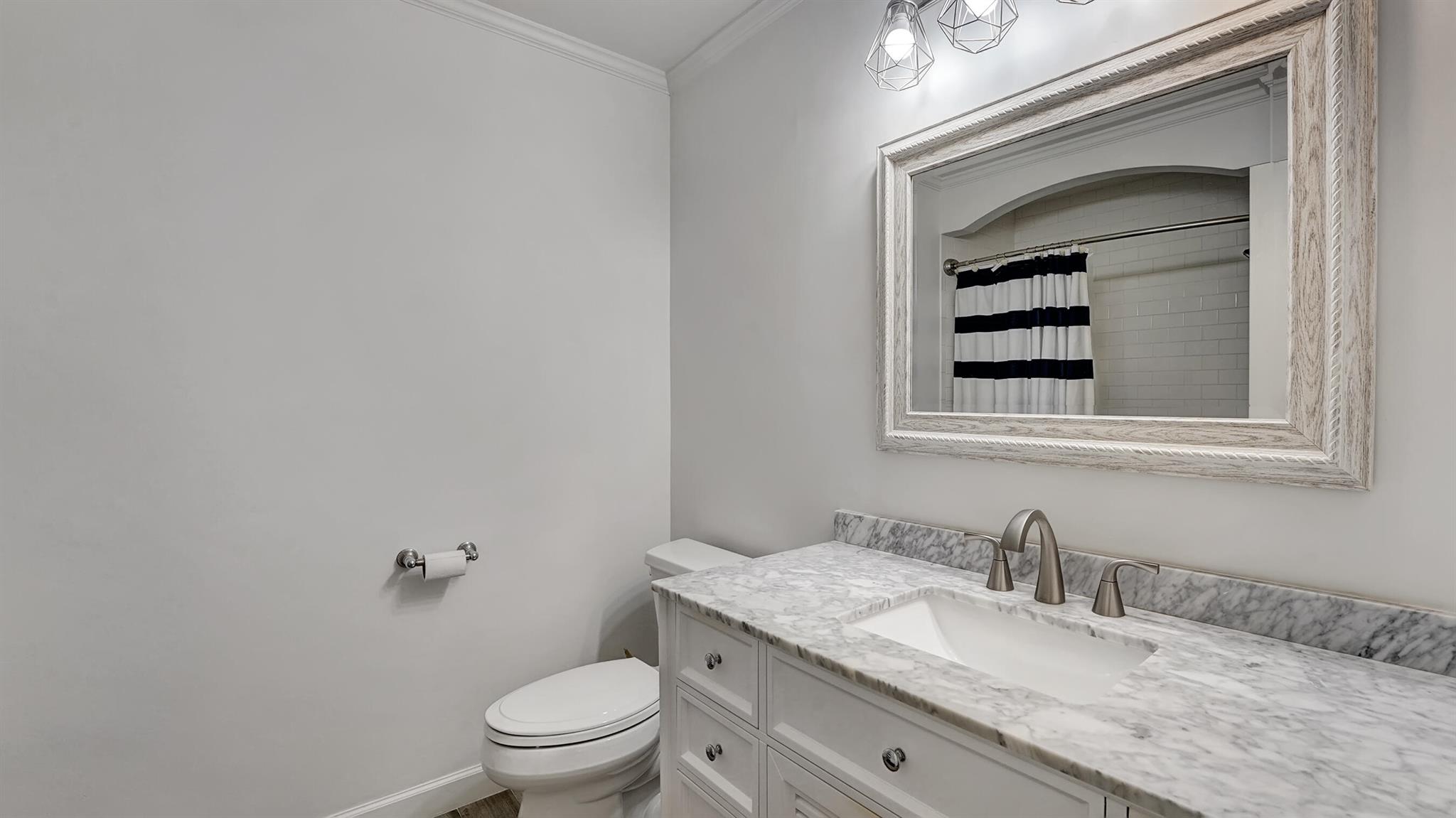 1010 NE 8th Avenue Unit: 35f