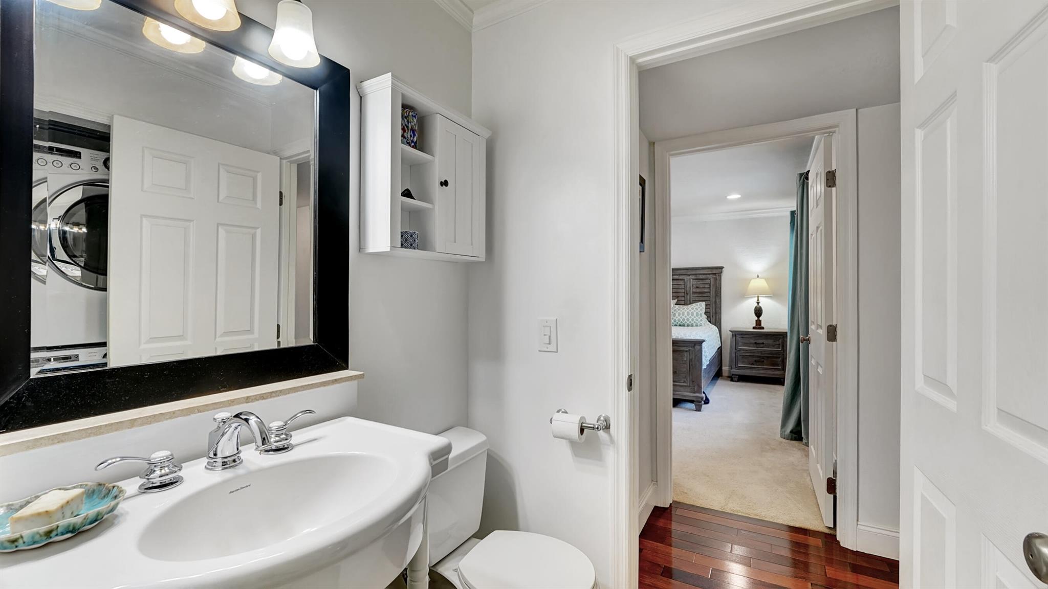 1010 NE 8th Avenue Unit: 35f