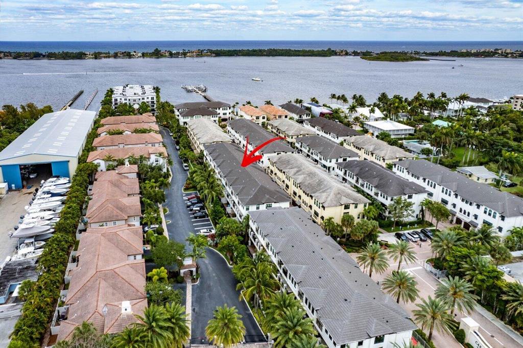 617 Windward Circle N