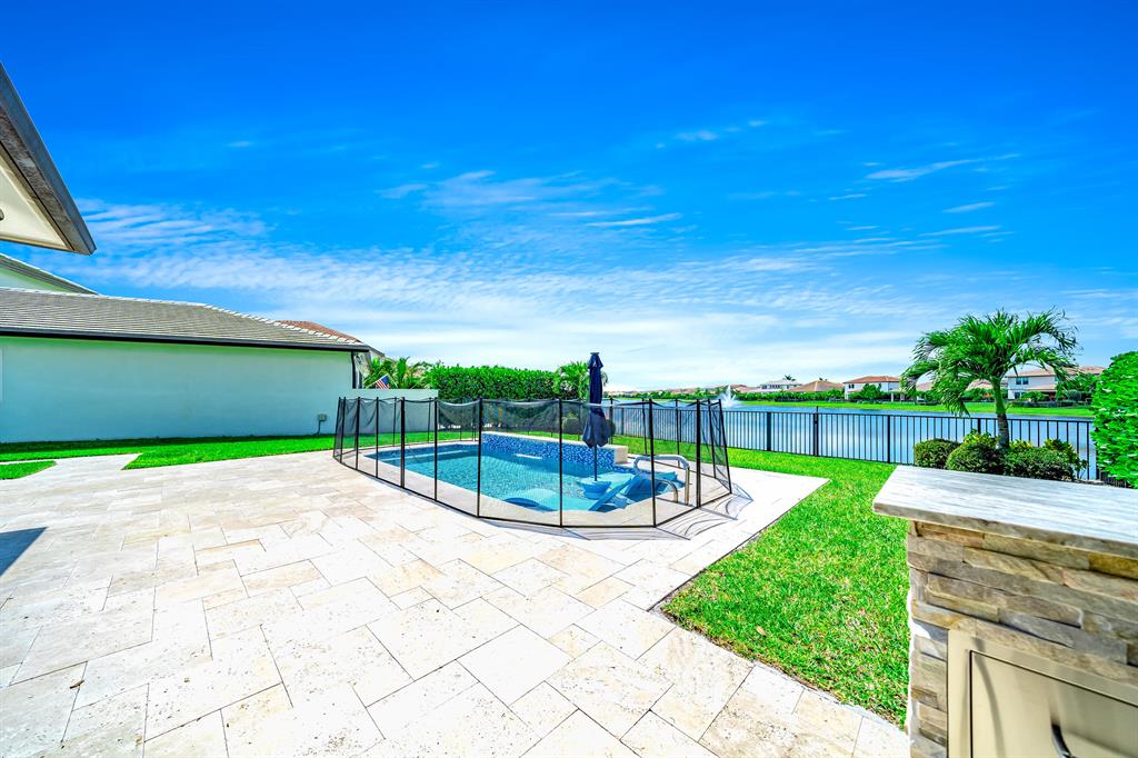 8988 Grand Prix Lane