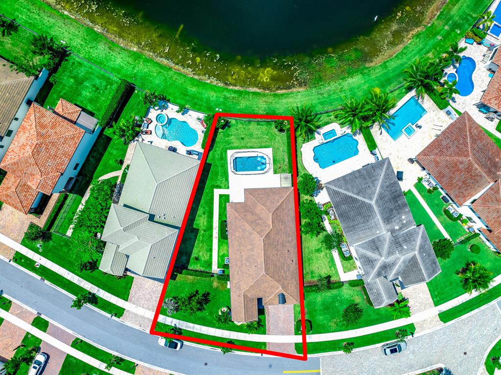 8988 Grand Prix Lane