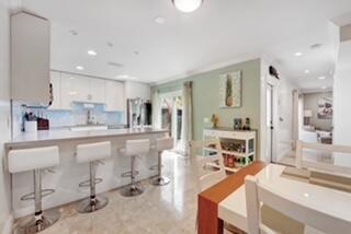 1010 NE 8th Avenue Unit: 32f