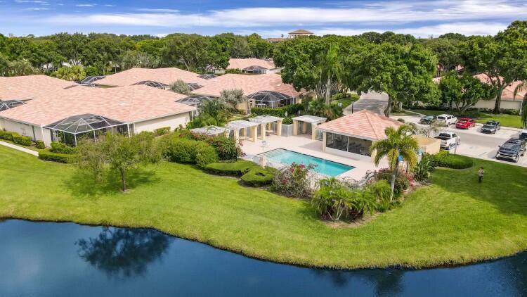 5701 Red Oak Court