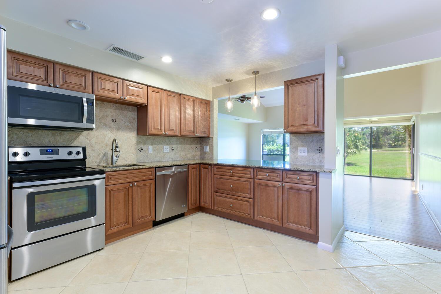 3744 SW Quail Meadow Trail C