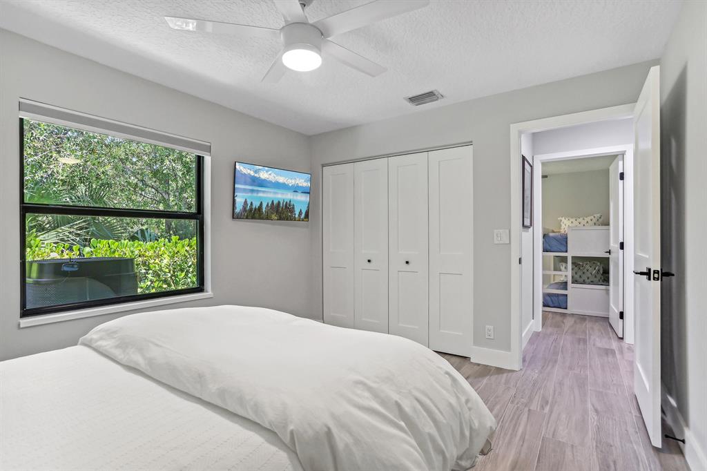 16419 106th Terrace N