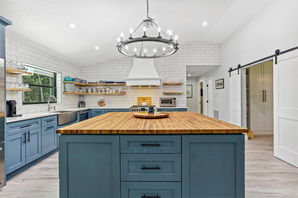 16419 106th Terrace N