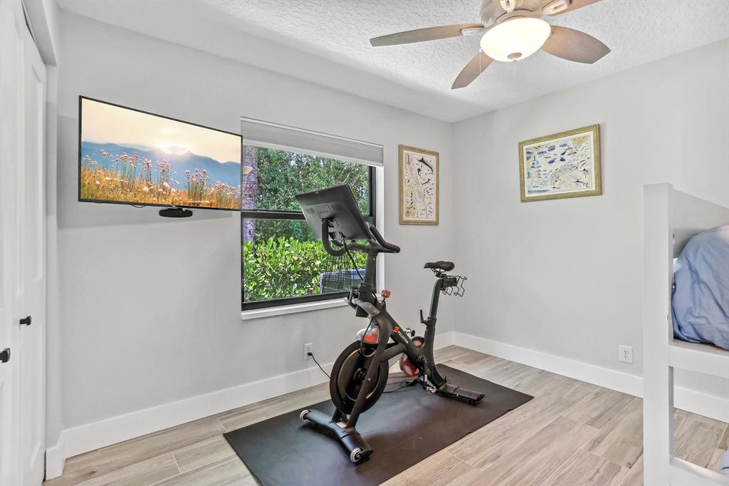 16419 106th Terrace N